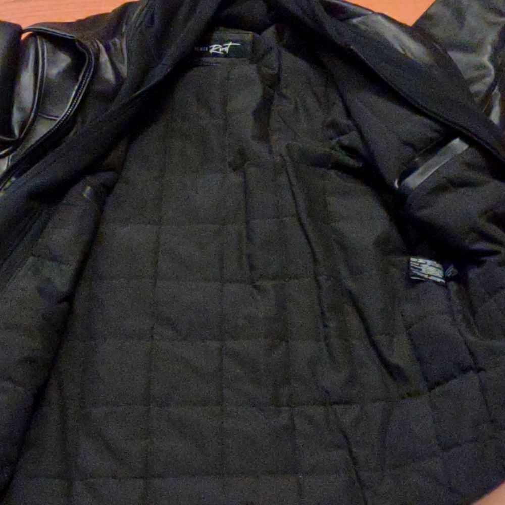 Man leather jacket Black Rivet black size large excellent condition - Picture 5 of 5